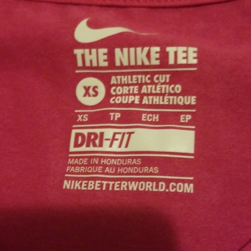 Nike tee - Picture 3 of 3
